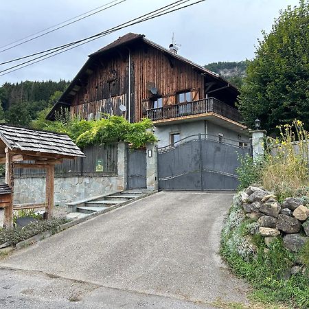 Gite De La Chouette Thyez Exterior foto