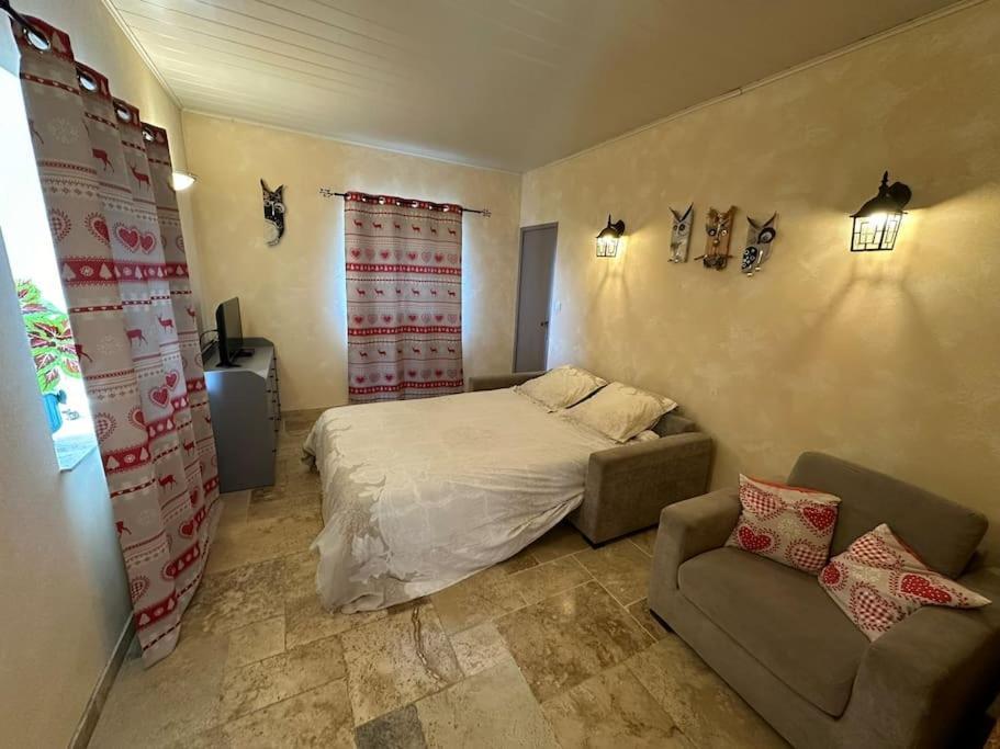 Gite De La Chouette Thyez Exterior foto
